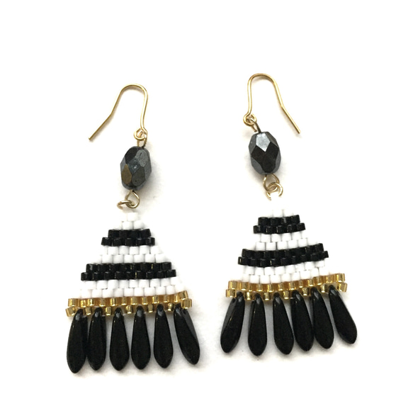 fringe × border earrings（black） 2枚目の画像