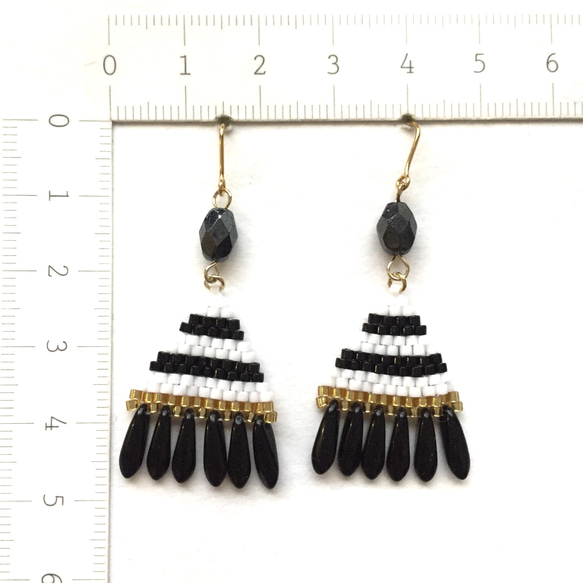 fringe × border earrings（black） 3枚目の画像