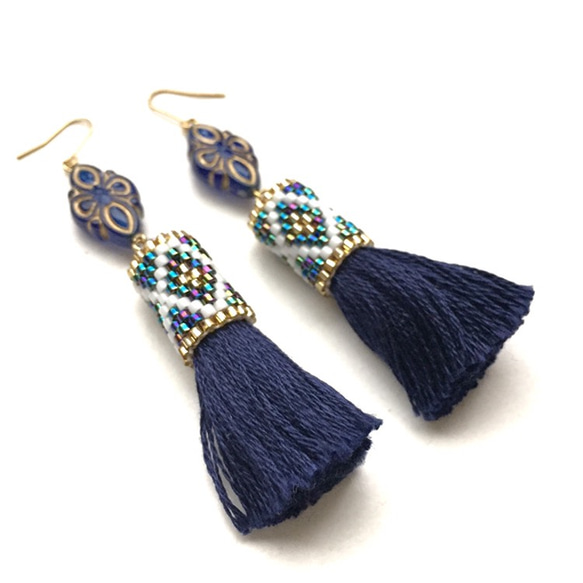 tassel × earrings (navy) 3枚目の画像