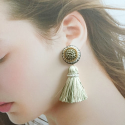 《限定一点もの》tassel earrings 1枚目の画像