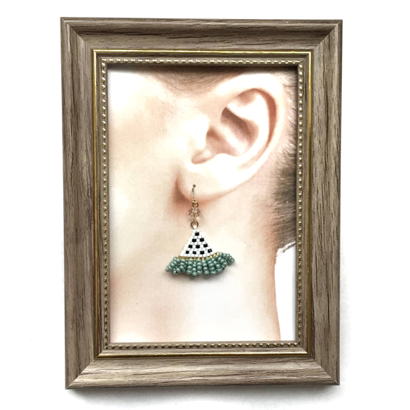 再販♡ white water melon ×earrings 2枚目の画像