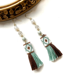 choco mint × tassel earrings 1枚目の画像