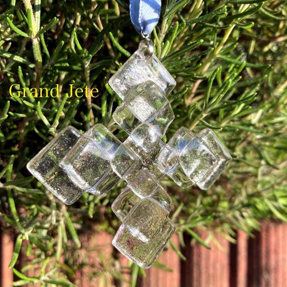 ガラスで作った雪の結晶オーナメント B（2個セット） 2枚目の画像