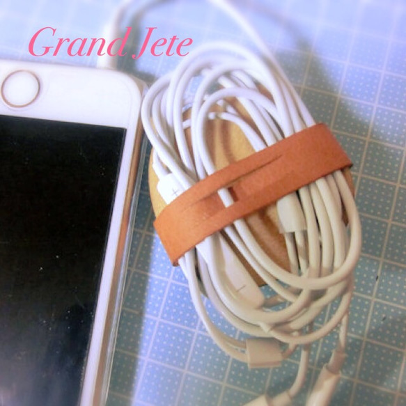 丸猫イヤホンコードクリップCP-1（木＆レザー） 5枚目の画像