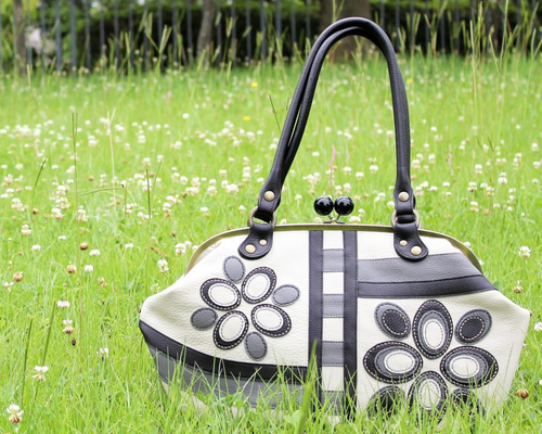 専用です！　トートバッグ　がま口　ハンドメイド がま口バッグ・モザイク・モノクロ・本革・手縫い・即納 トートバッグ
