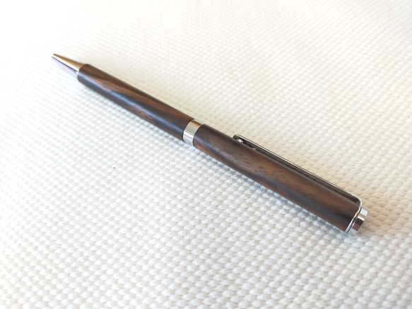 黒柿孔雀杢スリムタイプボールペン　2102-03 4枚目の画像