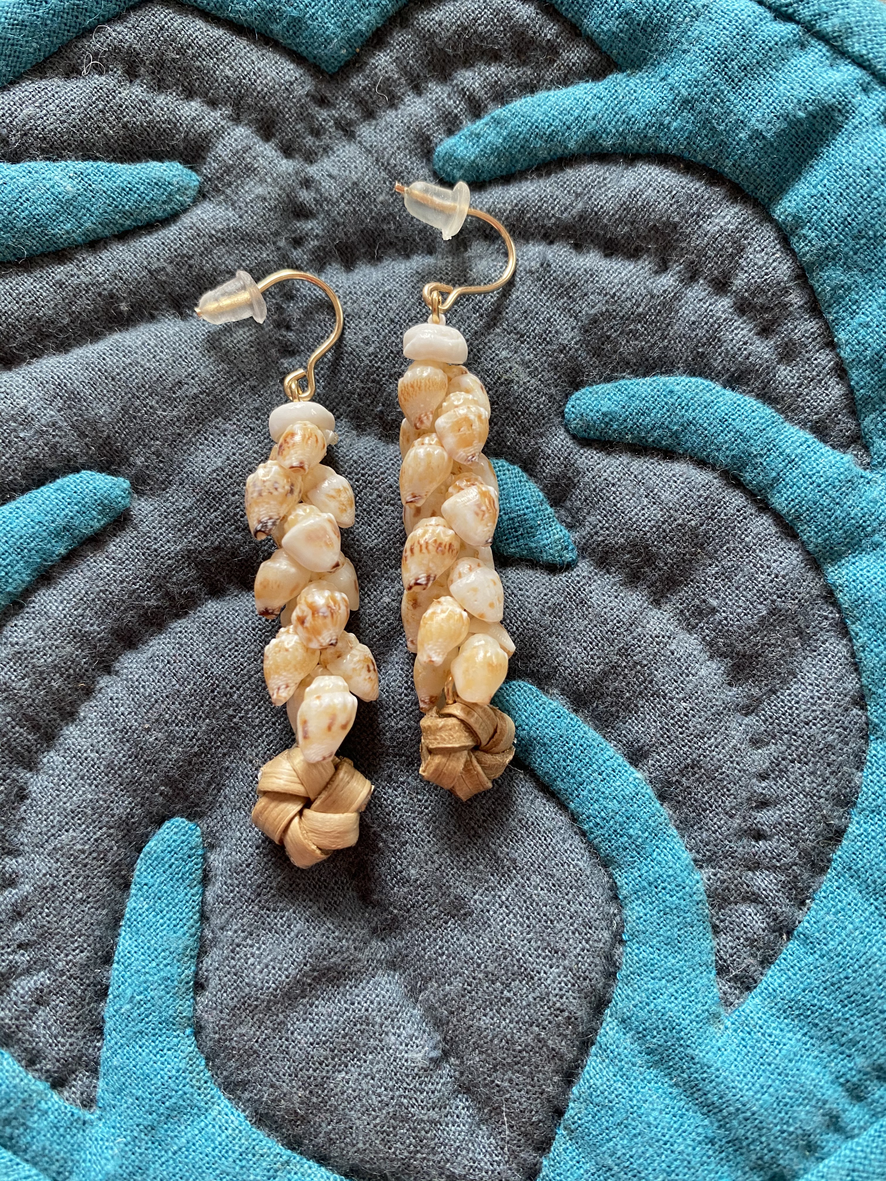 レア！ニイハウブラウンモミシェルとラウハラ編みパーツのロングピアス