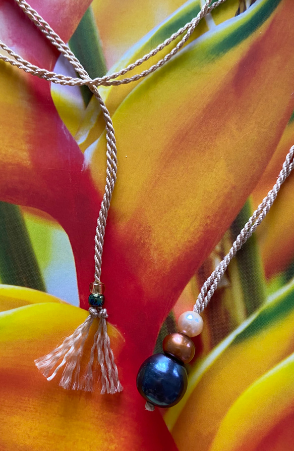 タヒチアン(南洋)真珠のシンプルペンダント 2枚目の画像