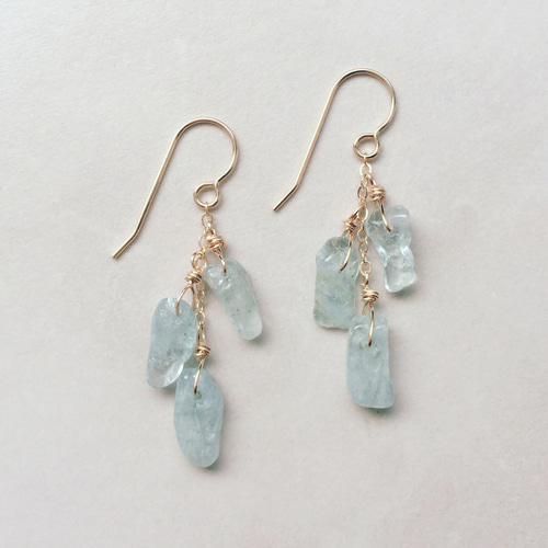アクアマリンピアス（14KGF） ピアス（フック・チェーン） Bijouterie