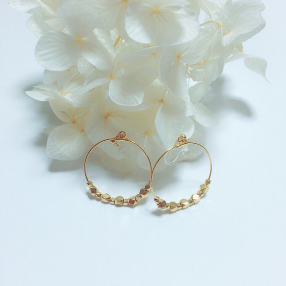 メタルビーズ hoop earring 3枚目の画像