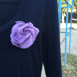 一輪花のコサージュ(薄紫) 1枚目の画像