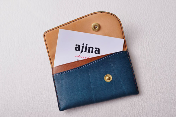 ミネルバボックスとブッテーロの贅沢な名刺入れ　名入れ可能/総手縫い仕上げ/メンズ・レディース/プレゼント/スリム 3枚目の画像