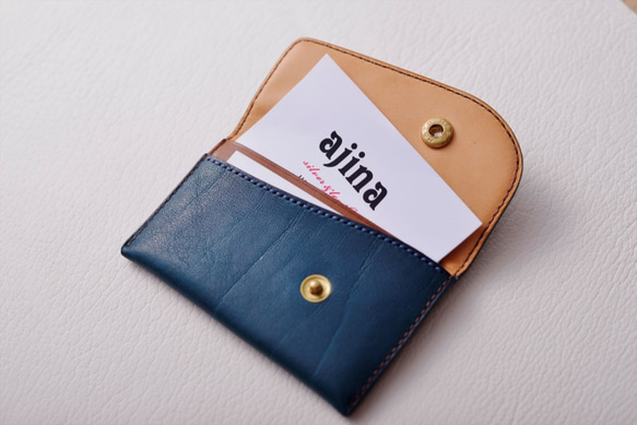 ミネルバボックスとブッテーロの贅沢な名刺入れ　名入れ可能/総手縫い仕上げ/メンズ・レディース/プレゼント/スリム 7枚目の画像