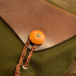 Bottello皮革和帆布組合肩背巧克力×苔綠手縫/男士/女士/禮品/燈 第2張的照片