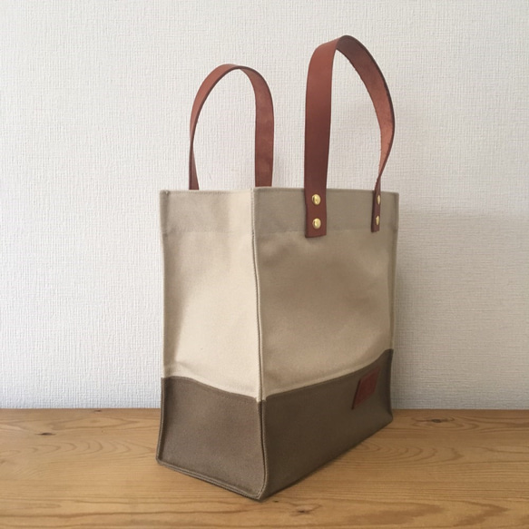 【在庫限り】ランチトートバッグ（グレージュ） 2枚目の画像