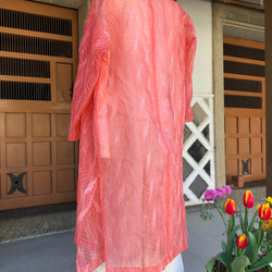 紅花染めシルクオーガンジーライトコート 2枚目の画像
