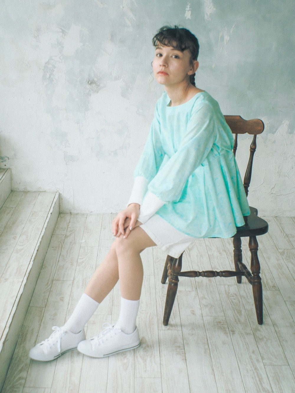 プリントタックブラウス