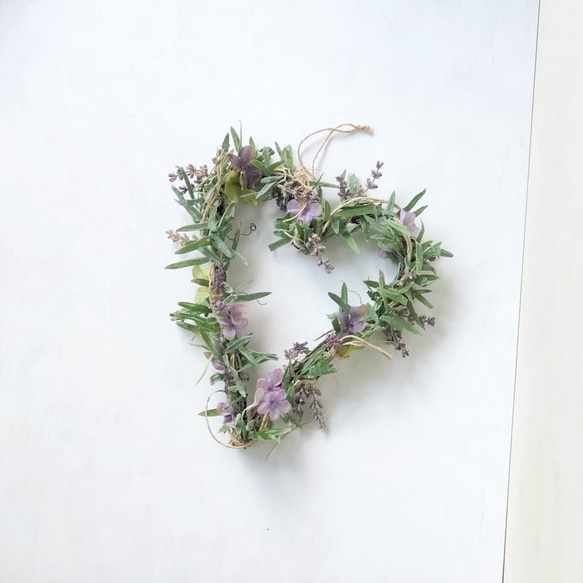 ラベンダーと紫陽花のハートリース 9枚目の画像