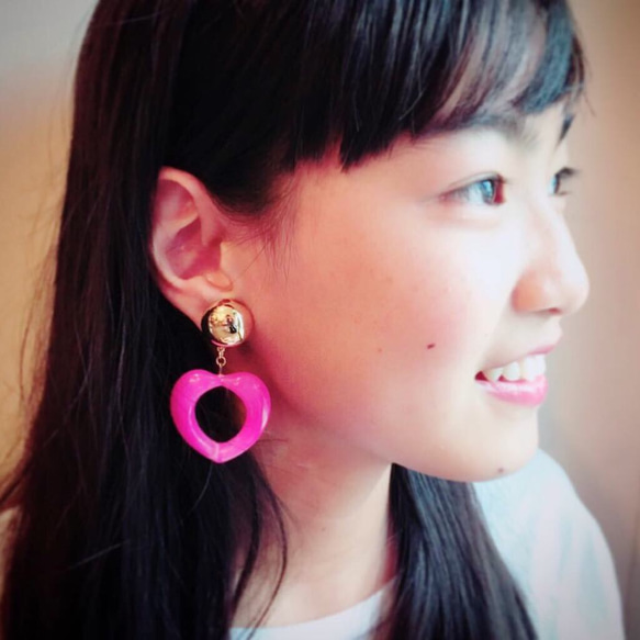 marble heart earring 1枚目の画像