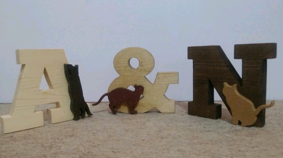 A様専用☆猫が遊ぶアルファベット文字 1枚目の画像