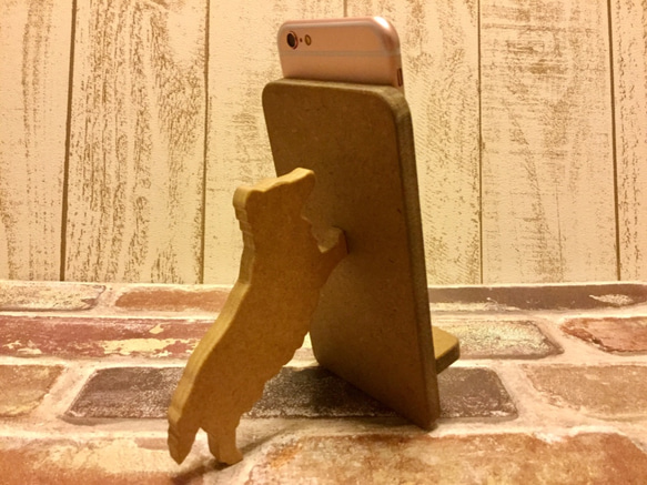喜樂蒂牧羊犬支撐的手機/智慧型手機支架, 深棕色 第1張的照片