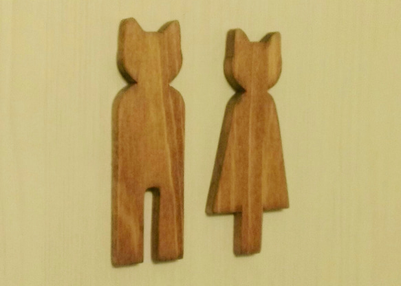 木製ネコ型トイレサイン☆トイレピクト☆チェリー 1枚目の画像
