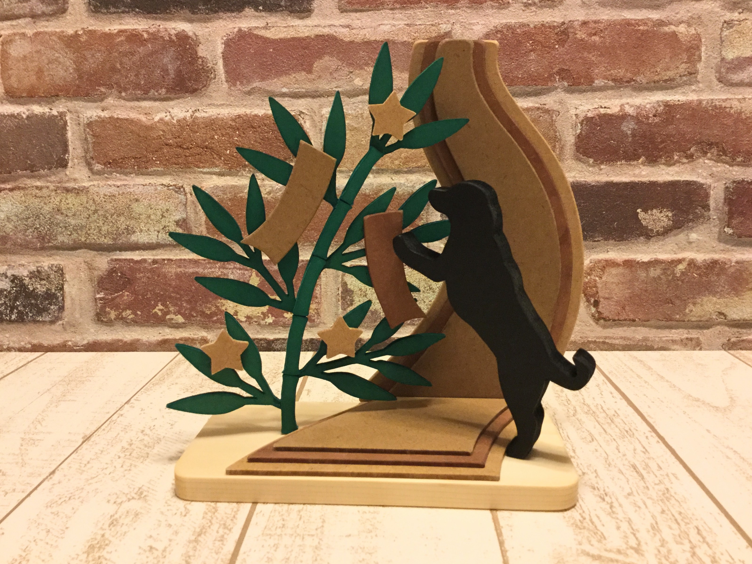 受注制作☆七夕☆天の川と笹飾りとラブラドールレトリバーの置物☆犬種・ポーズの変更、色変更も可能！