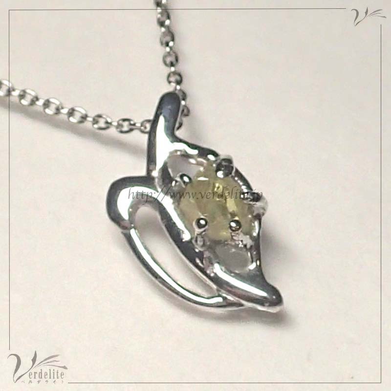 クリソベリル原石のペンダントトップ　KNC07