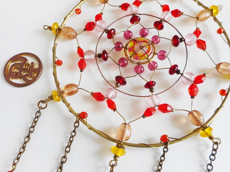 赤のオーナメント(昼)