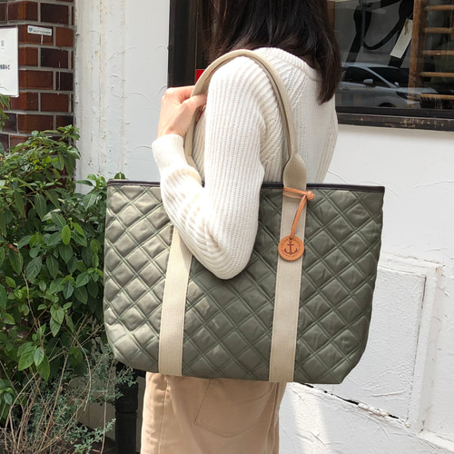 Russet キルティングトートバッグ ベージュ