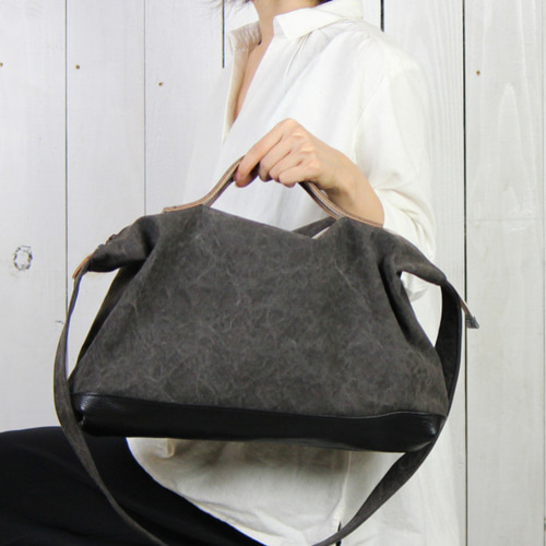 nomad：炭染（紀州備長炭染め帆布×イタリアンレザーバッグ