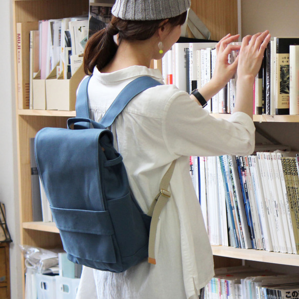 成人書包背包徘徊: 藍灰色(國產背包) 第1張的照片