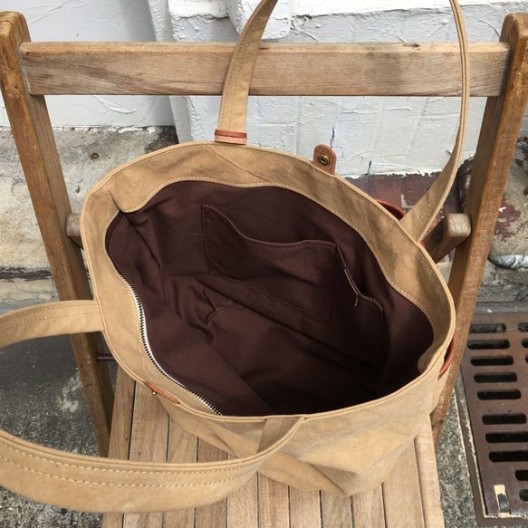 markt：タン（タンニン染め帆布×イタリアンレザーバケツトートバッグ） 9枚目の画像