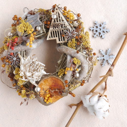 わらのクリスマスリース リース くまさん 通販 1492500｜Creema(クリーマ)