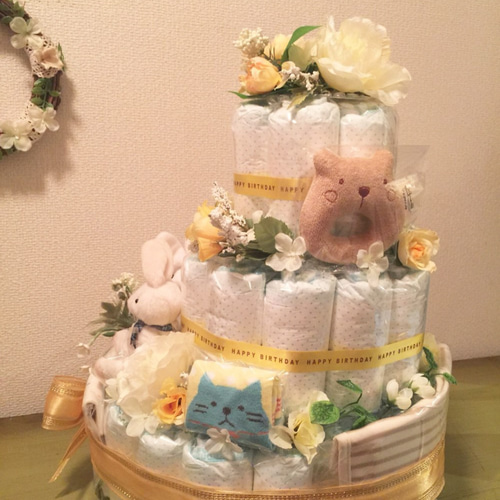 おむつケーキ・3段・女の子・双子ちゃん用 楽天市場】おむつケーキ 男女 双子ちゃん用 はち 出産祝い