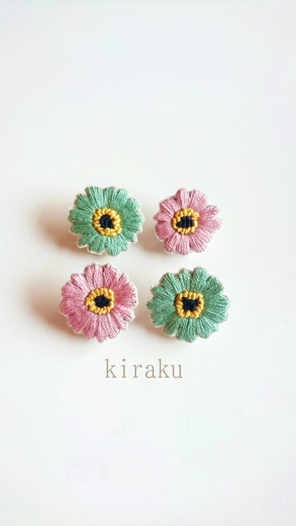 花の手刺繍イヤリング(ピンク) 1枚目の画像