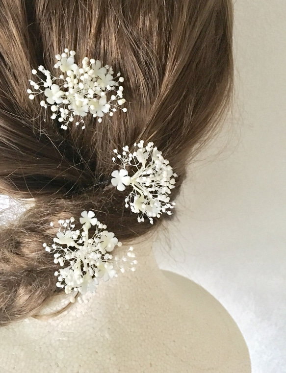 プリザーブドフラワー○かすみ草と白の小花のヘッドドレス3本セット 1枚目の画像
