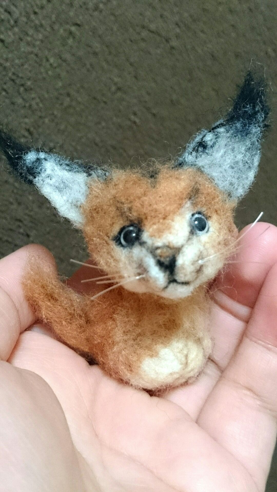 カラカルのミニミニマグネット 羊毛フェルト 空守ホロン 通販 653106