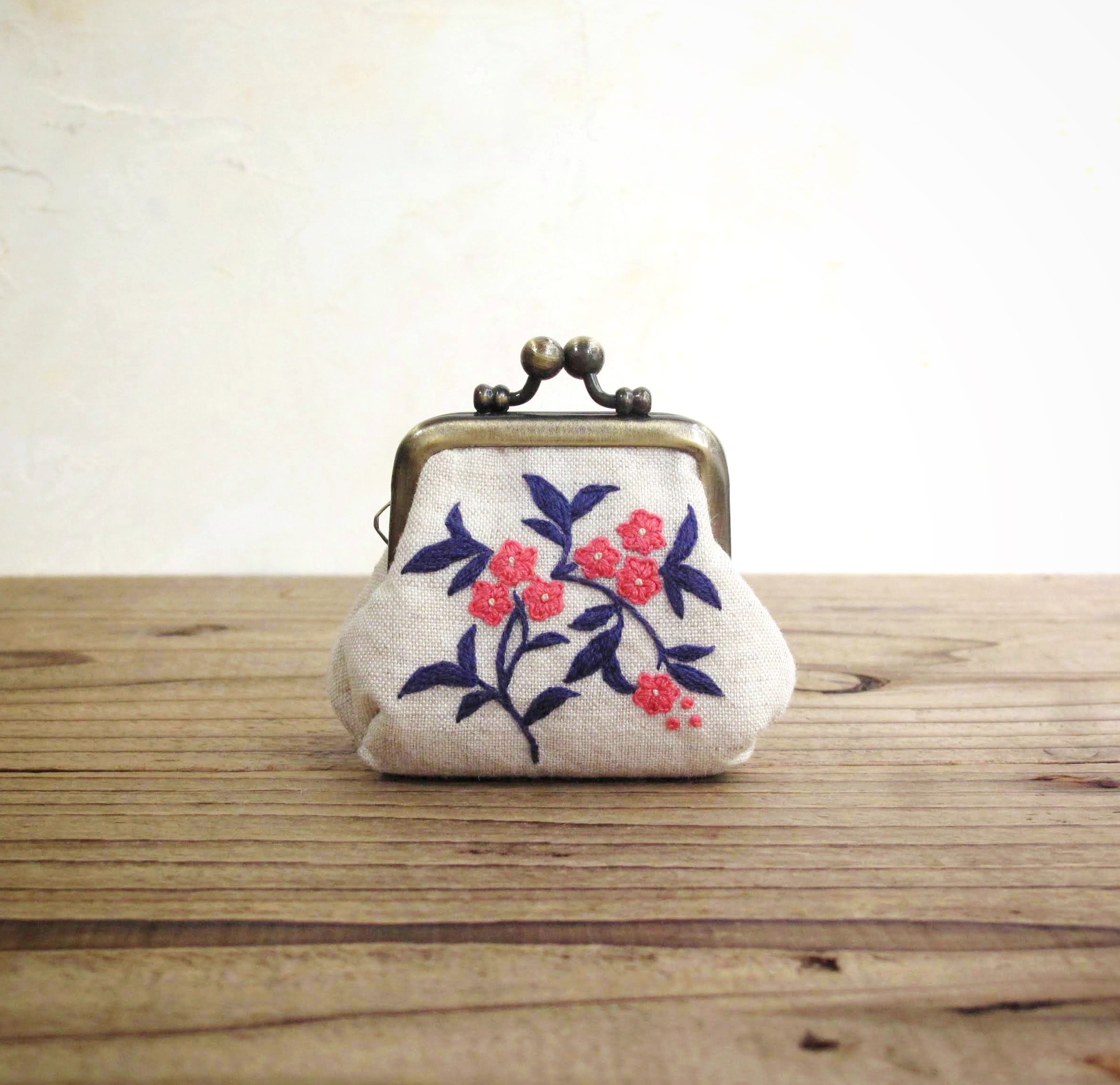 ハンドメイド　手刺繍ガマ口セット ハンドメイド手刺繍ガマ口セット