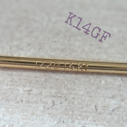 14kgf】ペリドット アメリカンピアス ピアス（フック・チェーン 
