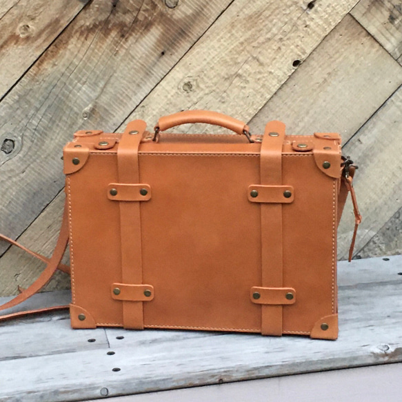 ヌメ革 トランク型2wayバッグ キャメル 手縫い ☆送料無料 ビジネス