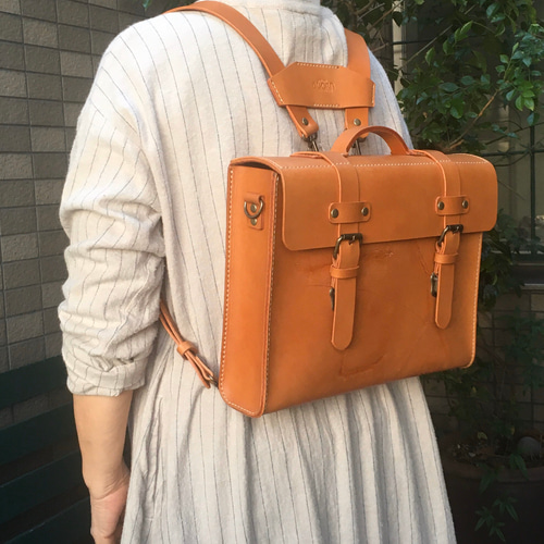 ヌメ革 3wayバッグ 焼印入り キャメル 手縫い ☆送料無料 リュック