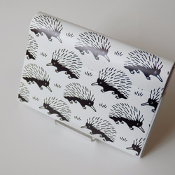 paper cardcase　ハリモグラ 1枚目の画像