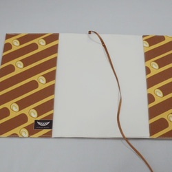 布と紙の文庫本カバー　「ロールケーキ」 3枚目の画像