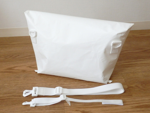 paper messengerbag　Lサイズ（無地：白）※オーダー製作 2枚目の画像