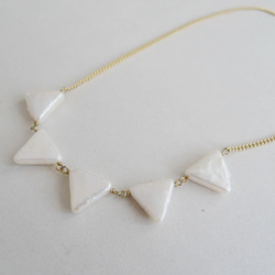 5 triangle necklace 2枚目の画像