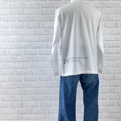 ロンT/New！バックプリント メンズサイズ 長袖Tシャツ《ホワイト》/レディース 大人 5枚目の画像