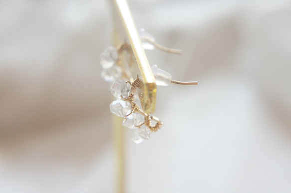 1点限定価格 NY Herkimer diamond　キャッチ付きピアス  14Kgf 3枚目の画像