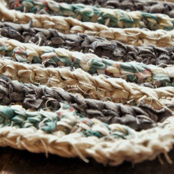 裂き編みマット リサイクル麻・綿  (古着を使用)  G 4枚目の画像