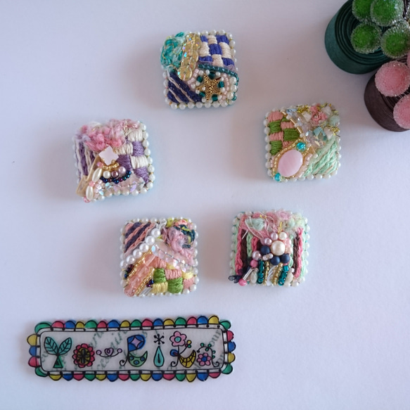 ビーズ 刺繍 ブローチ(squareｰsmall) 3枚目の画像